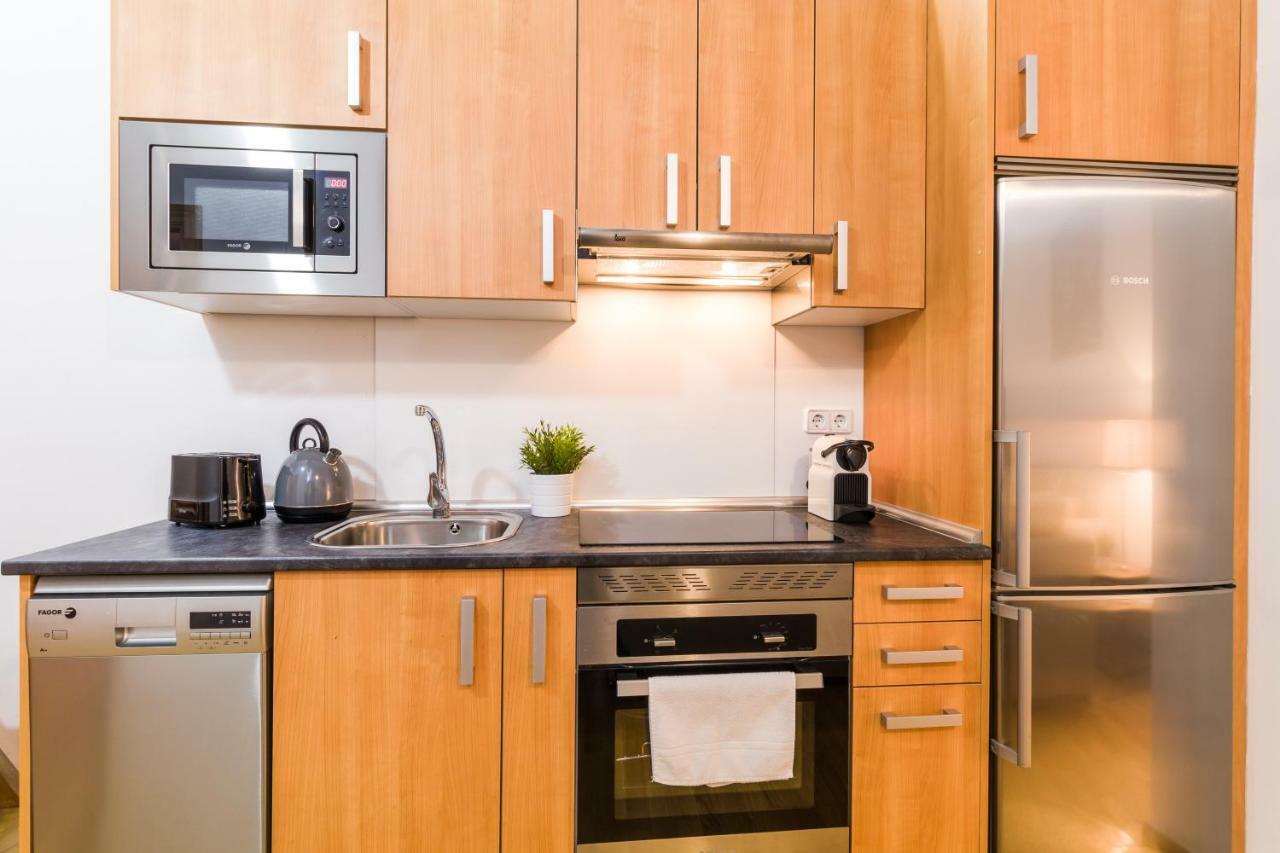 Pyr Select Plaza Mayor II Y III Apartment Madrid Luaran gambar