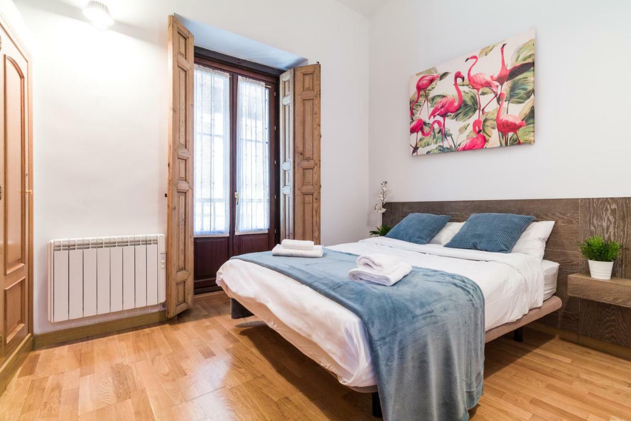 Pyr Select Plaza Mayor II Y III Apartment Madrid Luaran gambar